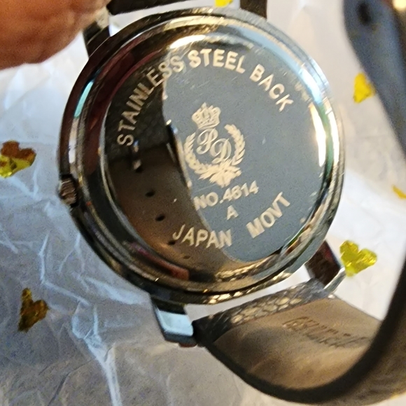Premier Designs Silver Watch, needs battery - Picture 6 of 8
